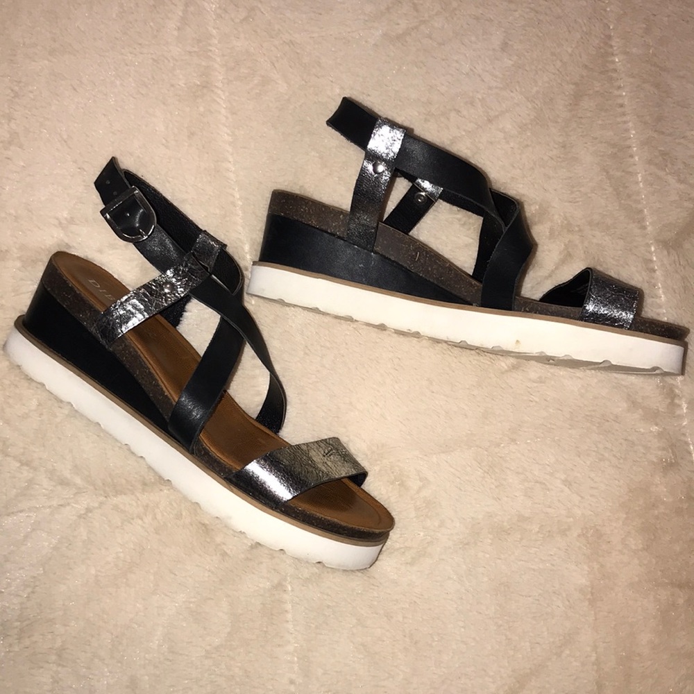 DIBA True Platform Wedge Sandals 7.5 Silver Black